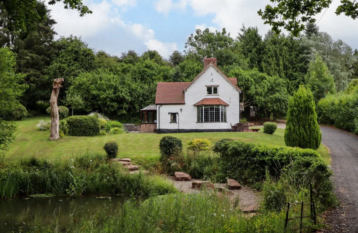 Herefordshire Cottages With Hot Tubs
